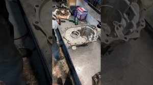 Как собрать мкпп Ниссан алмера классик ! Б10 кузов мкпп ! МКПП Ниссан классик ! Правильная сборка.