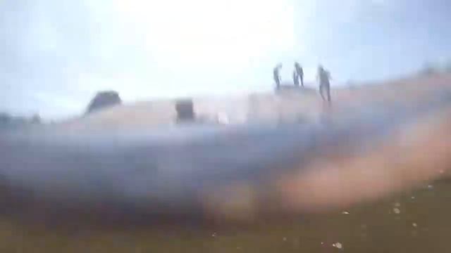 первый полет в воду:D смотреть онлайн