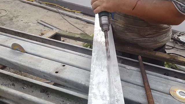 Чистка старого правила от бетона) смотреть онлайн