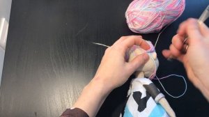 Прическа для куклы из ниток | Волосы из пряжи | thread hair for dolls