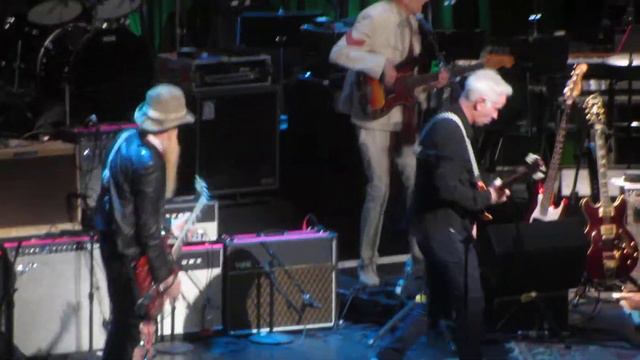 Clip. Billy Gibbons and John McEnroe Love Rocks NYC. Sharp Dressed Man. смотреть онлайн