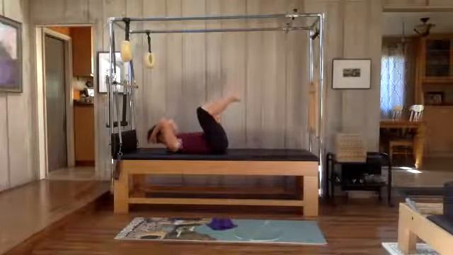 Pilates Mat Class and Athletic Workout смотреть онлайн