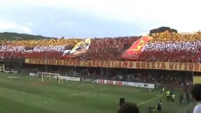 BENEVENTO-CROTONE 2009----FORZA E ONORE----- смотреть онлайн