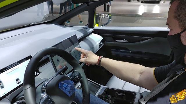 Hycan Z03. Китайский семейный микровэн с молодежной заявкой!