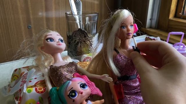 Игры в куклы. История про Минск. В поезде. Часть 2