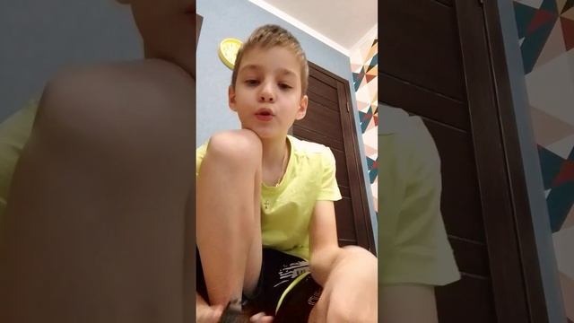 показываю фигурки из Lego смотреть онлайн