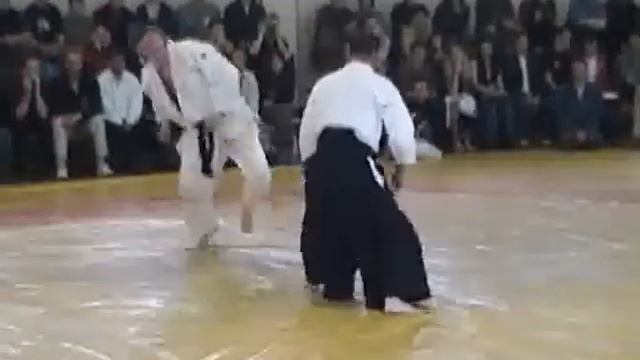 Видео с Семинара по Ёсинкан Айкидо Андо Сенсея 2004г. смотреть онлайн