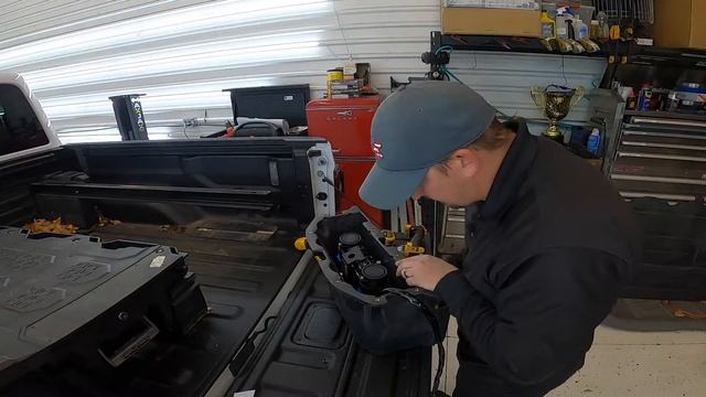 Jeep Gladiator ARB Air Compressor Install S2:E6 смотреть онлайн