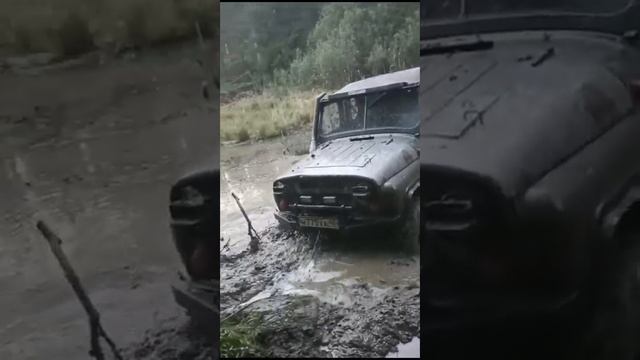 Борьба уаз, лебёдки с грязью...? смотреть онлайн