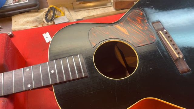1938 Gibson L00 смотреть онлайн