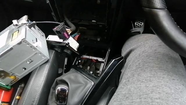 Sending my MK5 Astra H VXR back to the late 90's смотреть онлайн