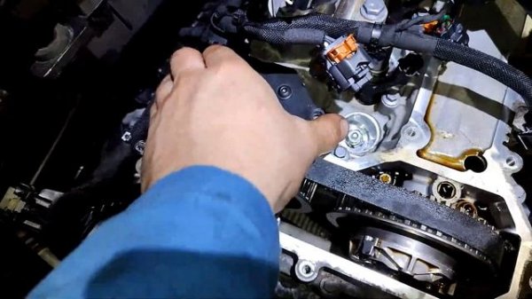 Opel Corsa F 1.2 Turbo 2020г.в. замена ремня ГРМ