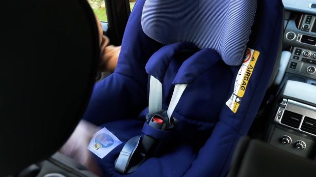 Maxi-Cosi 2wayPearl Up Close Review смотреть онлайн