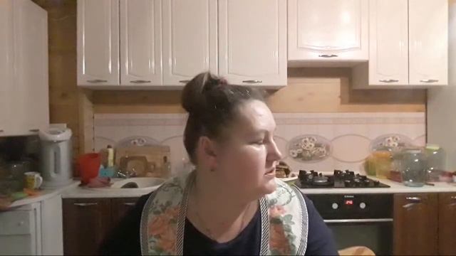 Собираемся на кухне! Общаемся! смотреть онлайн