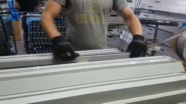 Сборка окон | Работа в Израиле смотреть онлайн