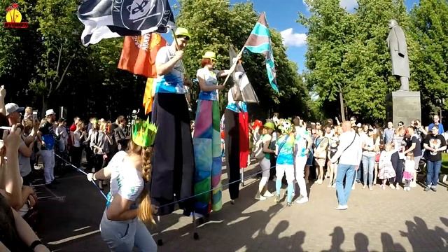 бразильский карнавал в Москве,Brazilian carnival in the izmaylovskiy park,Moscow/ смотреть онлайн