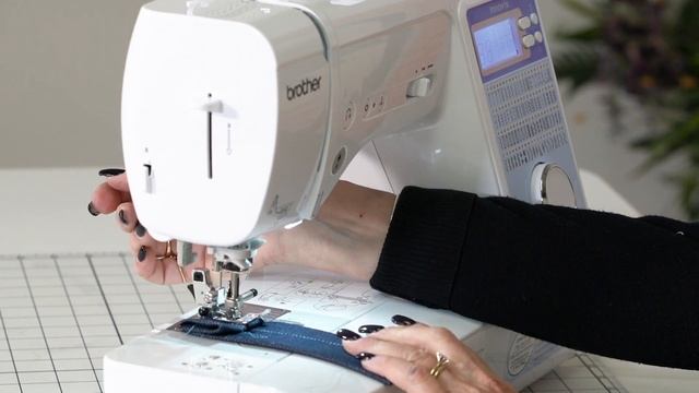 Brother 80e Sewing Machine Demo & Review смотреть онлайн