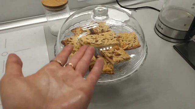 Поездка и покупки в IKEA, прогулка с ребенком в год, купание малыша? смотреть онлайн