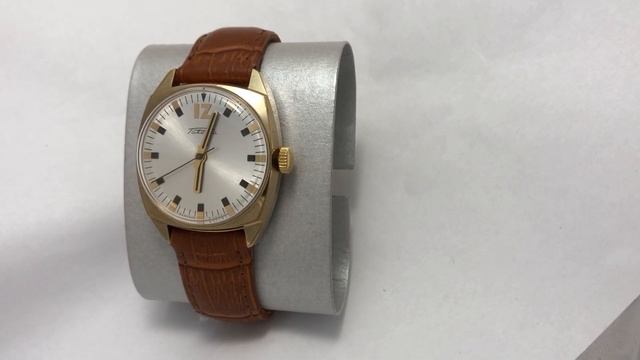 Мужские наручные часы Ракета СССР 2610 позолоченные смотреть онлайн