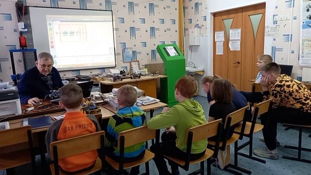 Открытый урок для 1 года обучения и новичков пришедших в январе и феврале смотреть онлайн