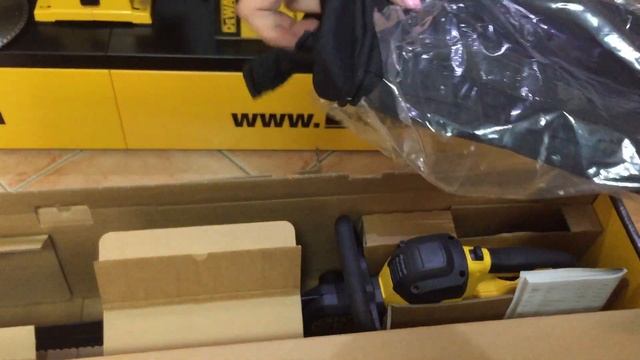 DeWALT DCS398T2 - DeWALT Alligator - DeWALT Spezialsäge - DeWALT Säge - DeWALT Akku Säge смотреть онлайн
