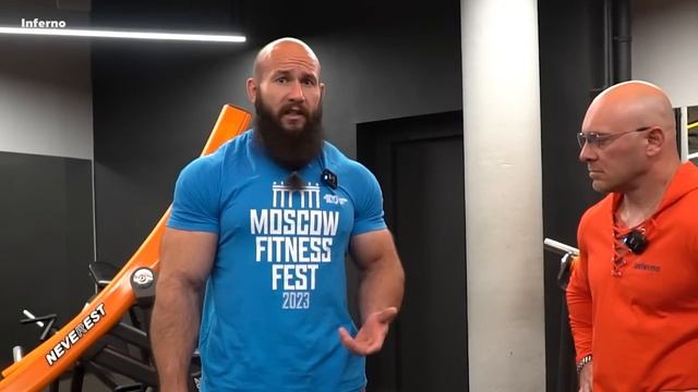 Низами Тагиев - самый сильный бицепс в мире! Дарья Плужникова смотреть онлайн