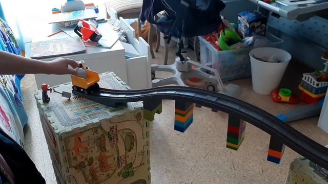 Вагонетка из Лего Дупло