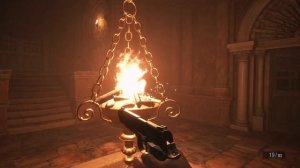 Resident Evil 8. Village. Как забрать сокровище, сундук у замка Димитреску Золотая статуя госпожи.