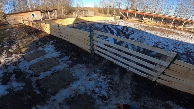 Сделал первые ворота в загоне. [Жизнь в деревне] смотреть онлайн