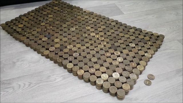 Разбиваем копилку 5 литров десятирублевых монет!!! советуем посмотреть! смотреть онлайн