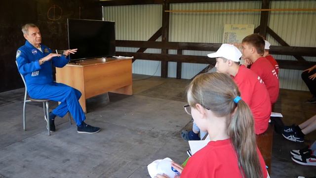 Встреча с летчиком-космонавтом Корниенко М.Б. смотреть онлайн