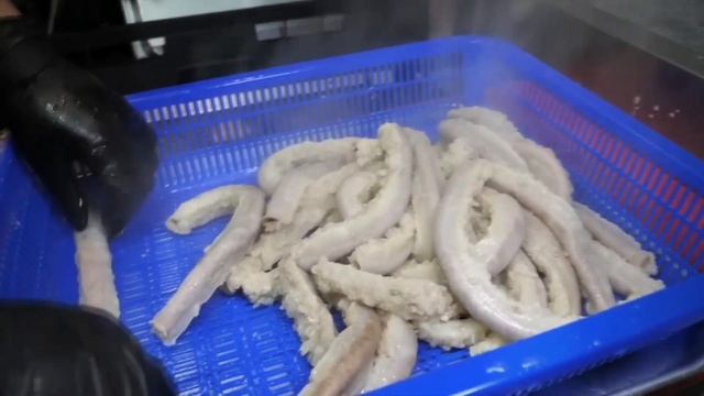 Корейская УЛИЧНАЯ Еда - ТОП Лучших БЛЮД: Самое Лучшее и Настоящее БАРБЕКЮ в Корейском СТИЛЕ... смотреть онлайн