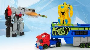 Трансформеры в опасности: Десептиконы захватили аэропорт! Видео игры и битвы роботов