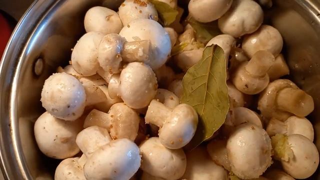 Маринованные Шампиньоны за 5 минут в Собственном соку. смотреть онлайн