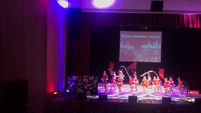 Я выступаю самом сентре смотреть онлайн