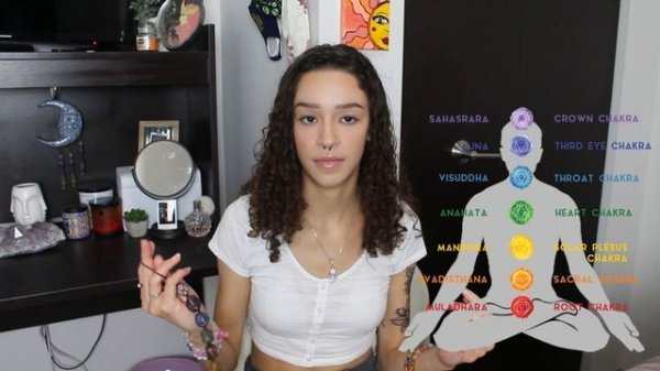 HIPPIE ESSENTIALS | my everyday items as a hippie