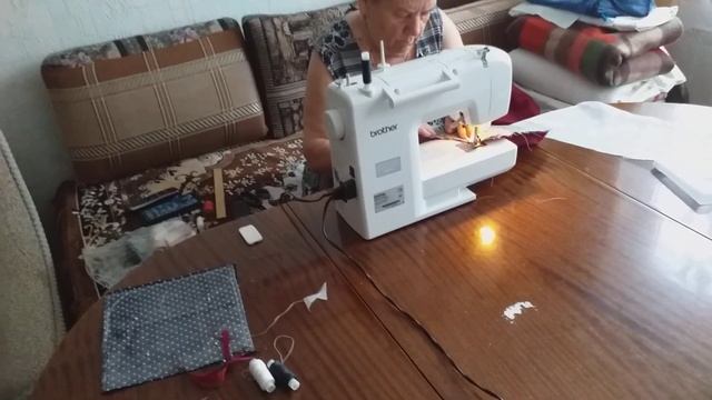 Услышал шум машинки швейной смотреть онлайн