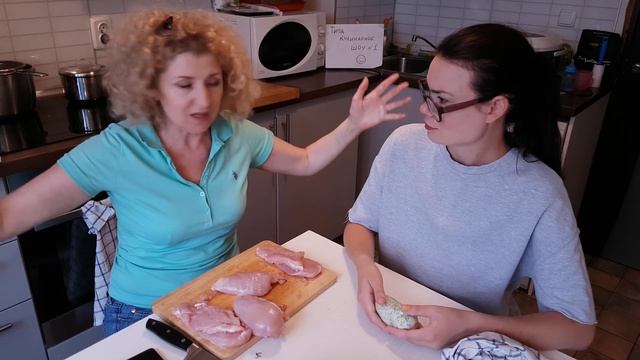 ПЛЯЖНЫЕ КОТЛЕТЫ ПО-КИЕВСКИ - "ТИПА КУЛИНАРНОЕ ШОУ №1" смотреть онлайн