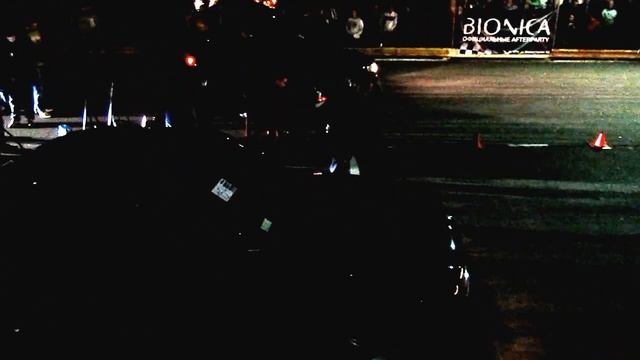 Ford Escort vs BMW M5 E34 смотреть онлайн