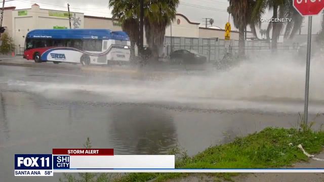 Road closures, mudslides after continuous rain in California смотреть онлайн