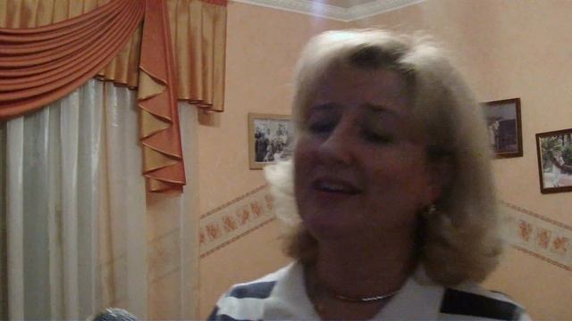 СТОЮ НА ПОЛУСТАНОЧКЕ. смотреть онлайн
