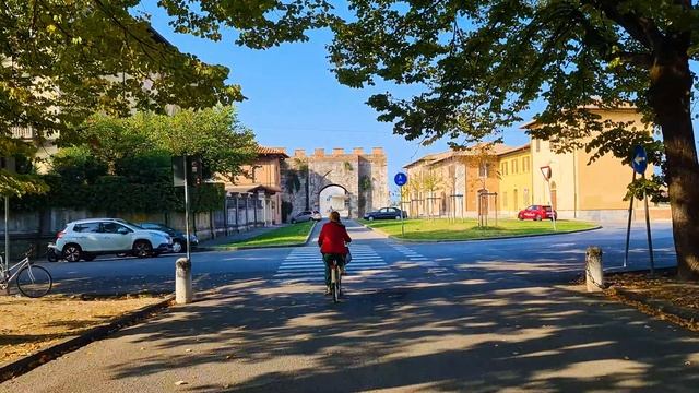 PISA, ITALY 4K ?? 2023 Walking Tour [4K HDR 60fps] (History In Subtitles)