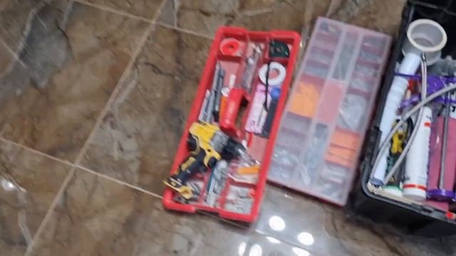 Как подключить сифон и смеситель на кухонной мойке? Мастер на час Сантехник Балашиха Железнодорожны смотреть онлайн