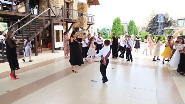 Выпускной 4 а класса МКОУ СОш 8 Кизилюрт Джамиля Османовна смотреть онлайн