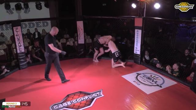 Robert Barrett vs Carl McKernan - Cage Conflict 7: Unprovoked смотреть онлайн