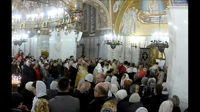 Крещение Господне. Покровский храм в Ясеневе (19.01.2020) смотреть онлайн
