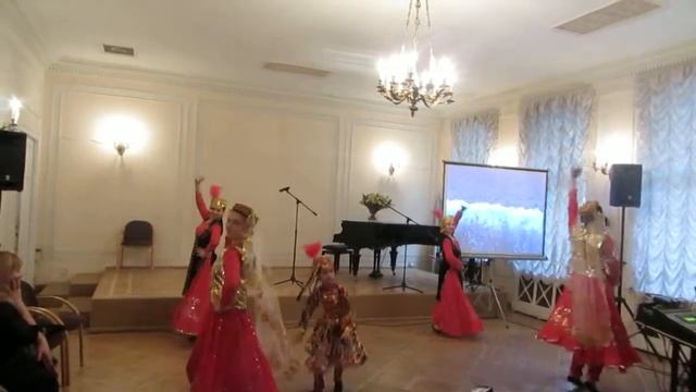 Узбекский танец . смотреть онлайн
