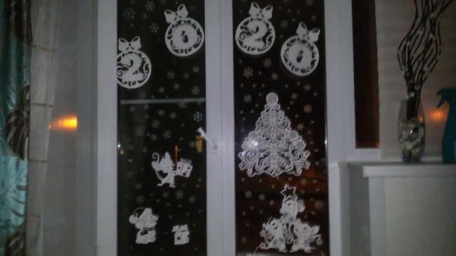 Новогодний декор окон зубной пастой.Вытынанки. Decor смотреть онлайн