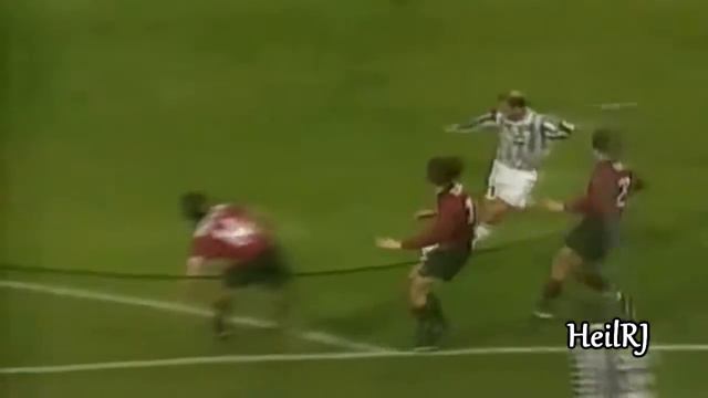 Роналдиньо и Зидан vs Месси и Криштиану Роналду Прошлое против Настоящего Топ 10 лучших голов смотреть онлайн