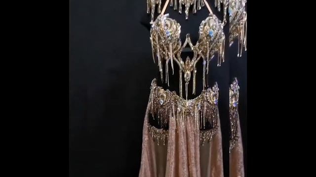 QUEEN. Designer: IRINA SHEYNER. Костюм для танца живота КОРОЛЕВСКИЙ. смотреть онлайн